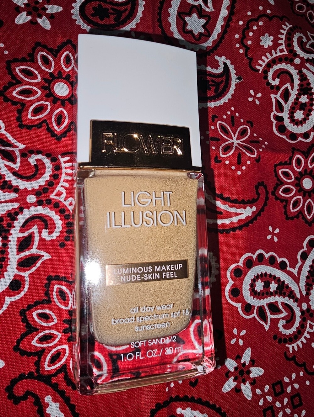 Flower Beauty Light Illusion Foundation DISCONTINUED
